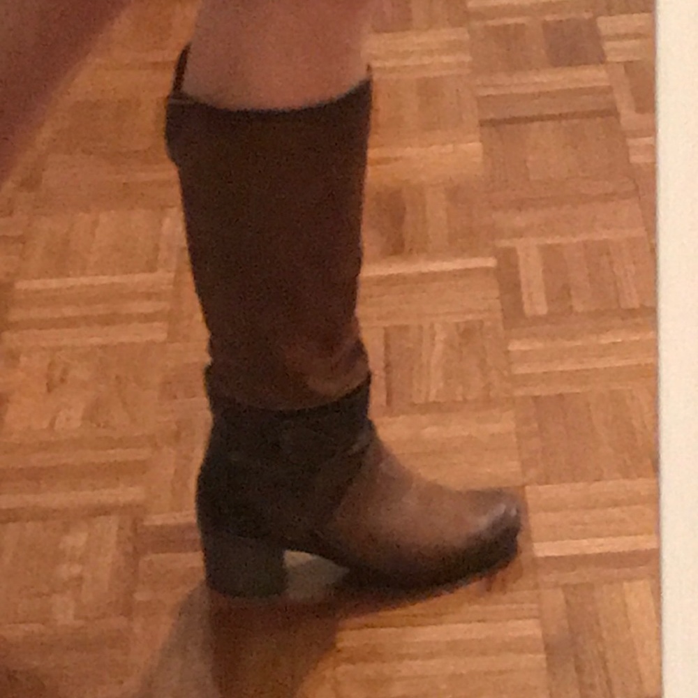 High boot, brown leather with zipper